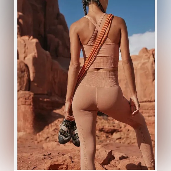 Free people movement good karma legging NWT - Picture 3 of 10